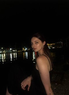 Tamsin - puta in Dubai Photo 15 of 15