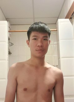 Tan - Male escort in Phuket Photo 3 of 3