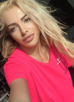 Tana - escort in Kuwait Photo 9 of 9