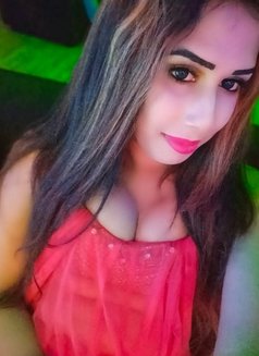 Tanaga Taraki - Transsexual escort agency in Colombo Photo 21 of 25