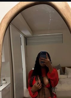 Tanasha from Avadi - escort in Chennai Photo 2 of 3