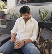 Tanay - Acompañantes masculino in Dubai