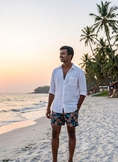 Tanay - Acompañante masculino in Mumbai Photo 7 of 8