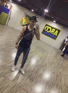 Tandem Buy One Get One for Solo & Couple - Acompañantes masculino in Abu Dhabi Photo 4 of 15