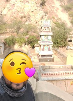 Tanha Dill - Male escort in Gurgaon Photo 1 of 1