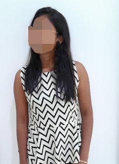 Senu Tani - puta in Colombo Photo 3 of 8