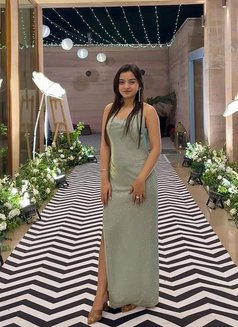 Tania Indian Model - puta in Dubai Photo 2 of 4