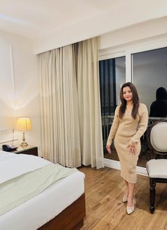 Tania Indian Model - puta in Dubai Photo 4 of 4