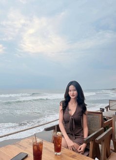 Tania newbie in bali - escort in Bali Photo 2 of 7