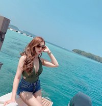 Tania Ready Squirting - puta in Jakarta Photo 1 of 6