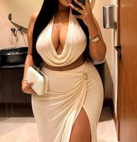 Tania - escort in Kuala Lumpur