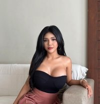 Tania stunning sexy girl - puta in Bali Photo 2 of 10