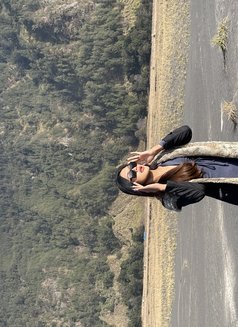 Tania69 - Acompañantes transexual in Jakarta Photo 9 of 13