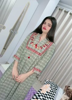 Taniha - escort agency in Karāchi Photo 3 of 4