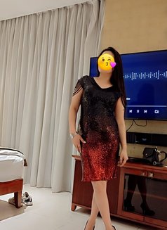 Tanirika - companion in Mumbai Photo 1 of 5