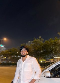 Tanish - Male escort in Gurgaon Photo 2 of 6