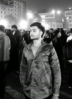 Tanish Shingle - Male escort in Noida Photo 2 of 2