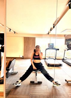 Tanisha singh independent - escort in Hyderabad Photo 5 of 7