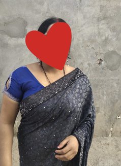 Tanisha Cam Service and Real Meet - puta in Kathmandu Photo 2 of 3