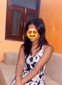 Kashish, Independent Delhi Single Girl - escort in New Delhi Photo 2 of 5