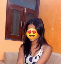 Kashish, Independent Delhi Single Girl - escort in New Delhi Photo 2 of 5