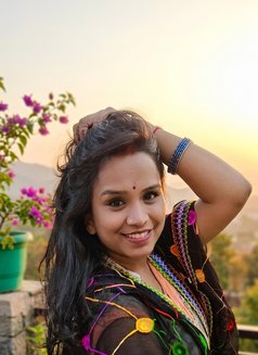 Tanisha Independent - puta in Hyderabad Photo 2 of 3