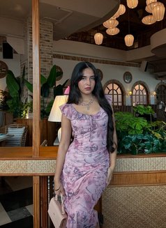 Tanisha - puta in Ahmedabad Photo 1 of 6