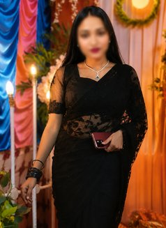 Tanisha Cam Show & Real Meet Available - puta in Bangalore Photo 3 of 5