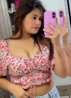 Tanisha - escort in Candolim, Goa Photo 1 of 3