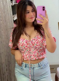 Tanisha - escort in Candolim, Goa Photo 2 of 3