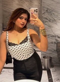 Tanisha - escort in Candolim, Goa Photo 3 of 8