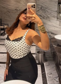 Tanisha - escort in Candolim, Goa Photo 7 of 8