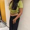 Tanisha - puta in Kolkata