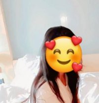 Tanisha Singh - Intérprete de adultos in New Delhi