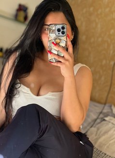 Tanisha - escort in New Delhi Photo 2 of 2