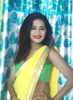Tanisha - Transsexual escort in Chennai Photo 4 of 5