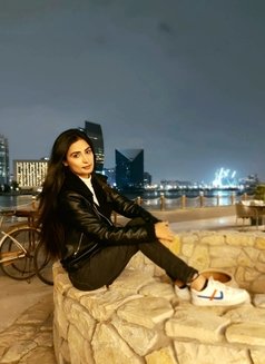 Tanisha Kapoor - escort in Dubai Photo 2 of 6