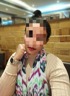 Tanisha Malik - escort in Bangalore Photo 1 of 5