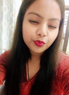 Tanisha Sharam - puta in Dubai Photo 1 of 1