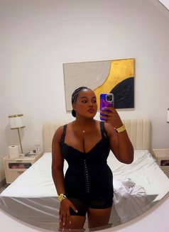 Tanisha - escort in Dubai Photo 1 of 5