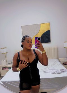 Tanisha - escort in Dubai Photo 3 of 5