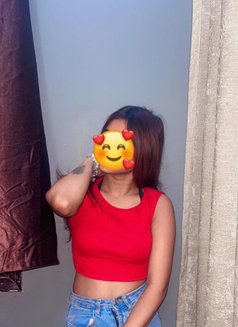 Tanisha, Young Independent Delhi Girl - puta in New Delhi Photo 2 of 5