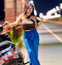 Tanishka Independent Bba Student - puta in Noida