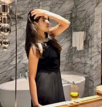 Tanishka - puta in Mumbai