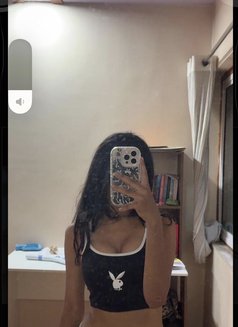 Tanishka Sharma - escort in Noida Photo 4 of 7