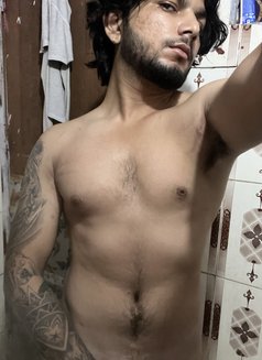 Tanishq - Male escort in New Delhi Photo 1 of 4