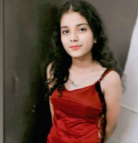 Im taniya only 19 Years Old - escort in New Delhi