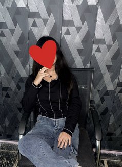Taniya independent girl - escort in Noida Photo 2 of 3