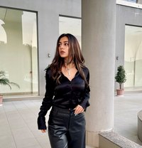 Taniya Indian Companion - escort in Dubai Photo 1 of 6