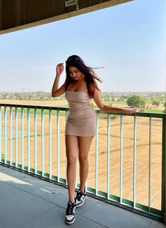 Taniya - escort in Dubai Photo 4 of 6